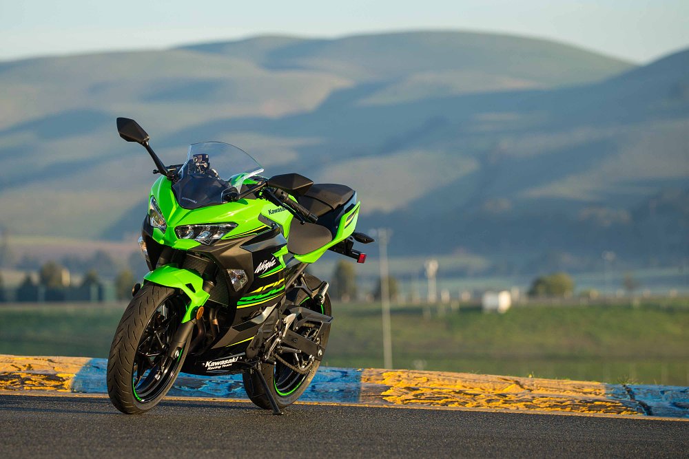 Kawasaki Ninja 400 First Ride Review 