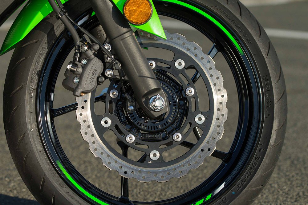 Kawasaki Ninja 400 First Ride Review 