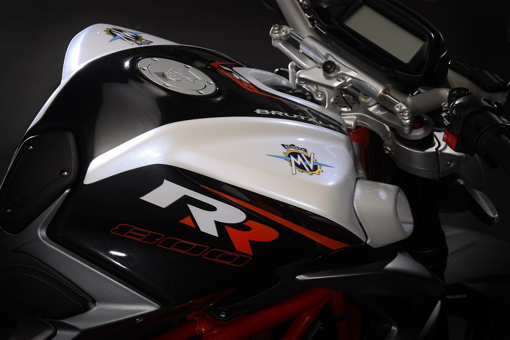 tank and steering damper