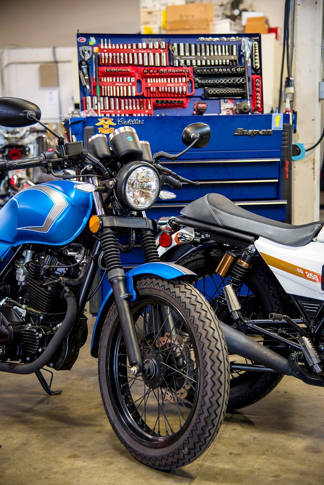 CSC SG250 Cafe Racer