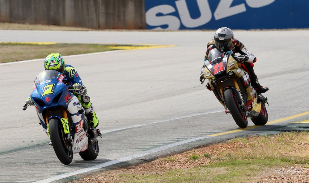 Toni Elias and Mathew Scholtz racing at Road Atlanta