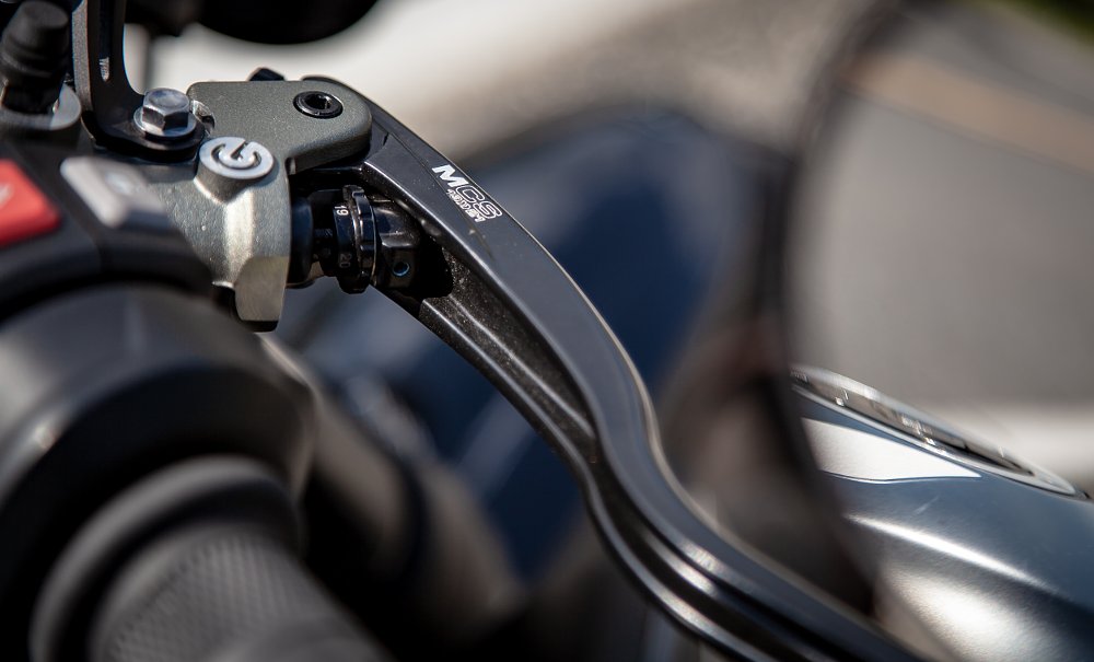 Triumph Speed Triple RS Review