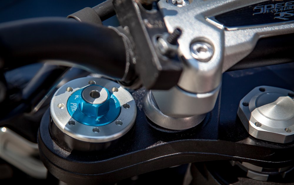 Triumph Speed Triple RS Review 