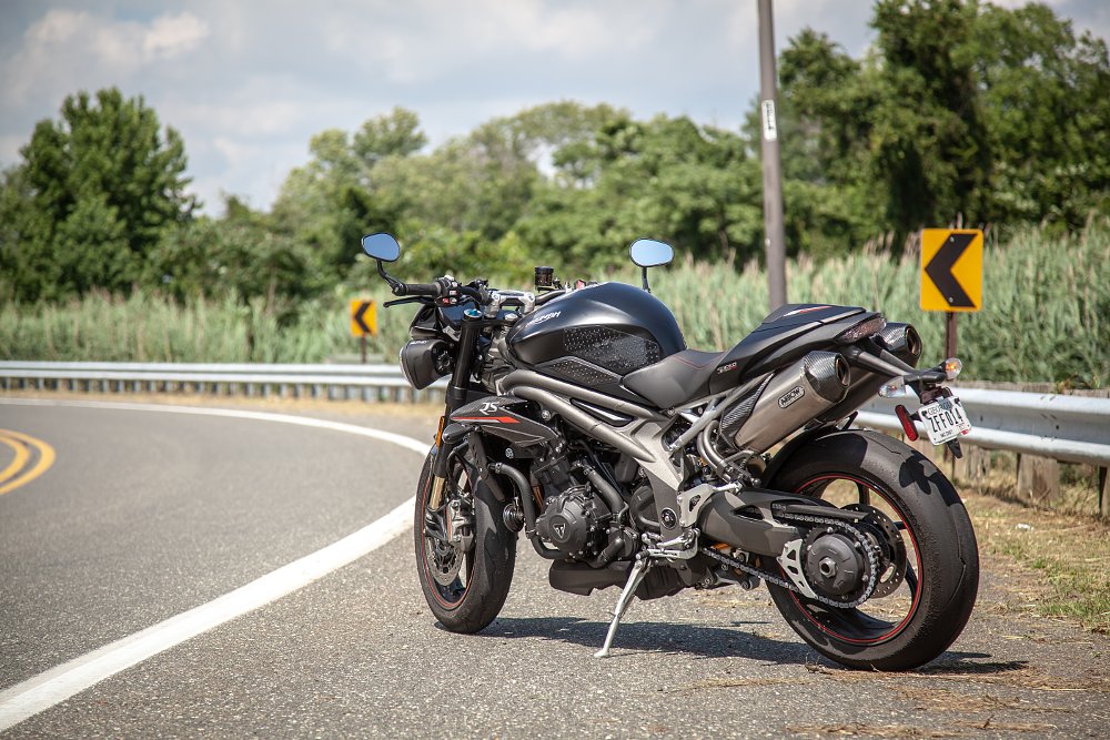 Speed Triple RS Review