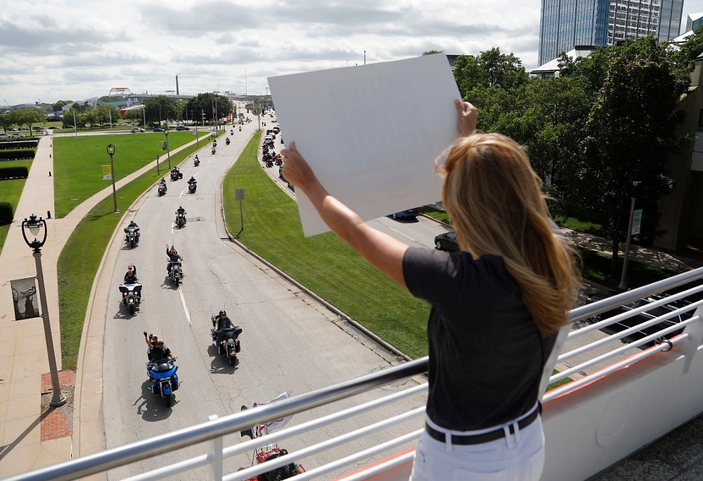 Milwaukee welcomes Harley-Davidson riders