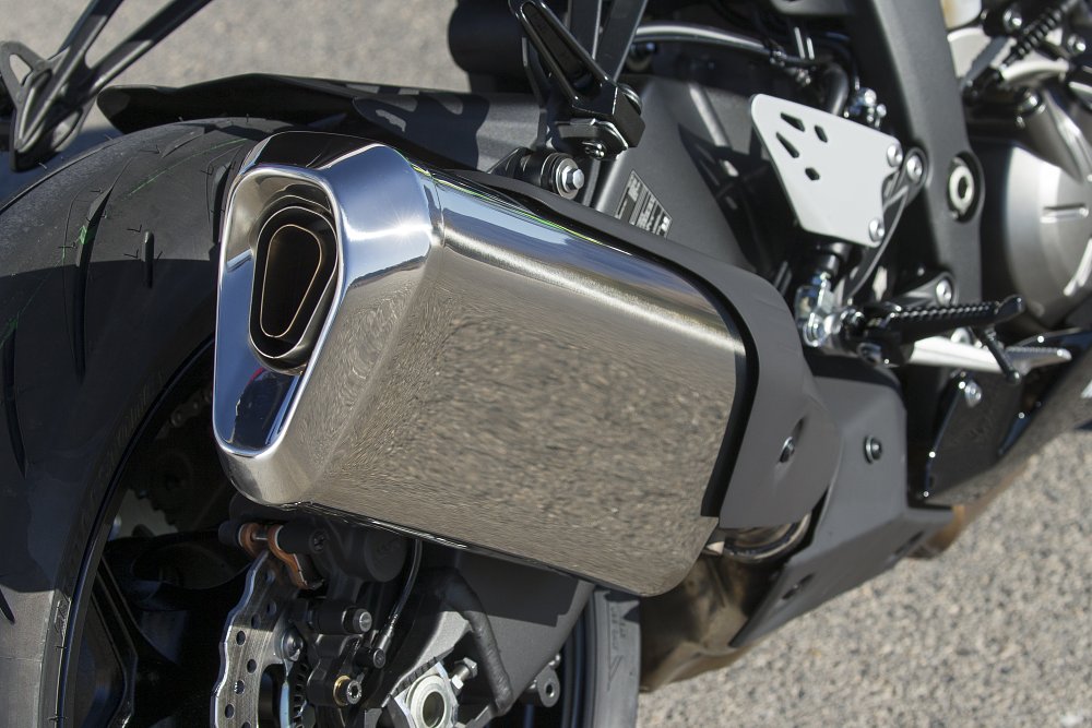 Kawasaki ZX-6R exhaust