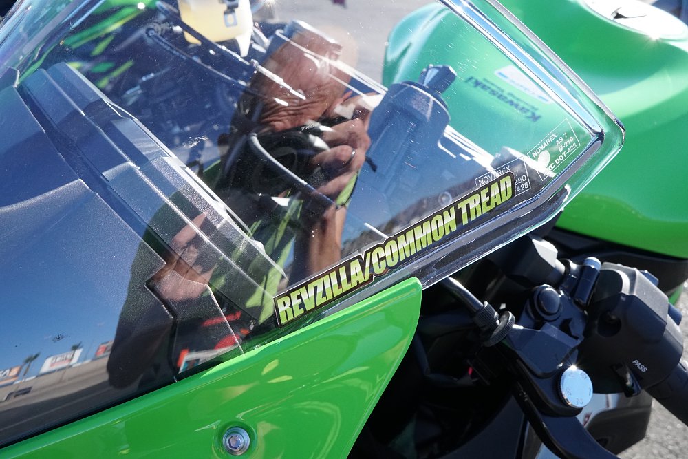 RevZilla Common Tread