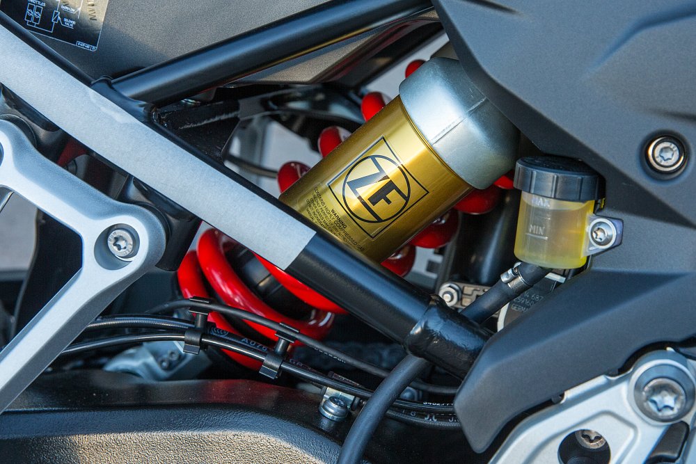 BMW F 750 GS First Ride Review