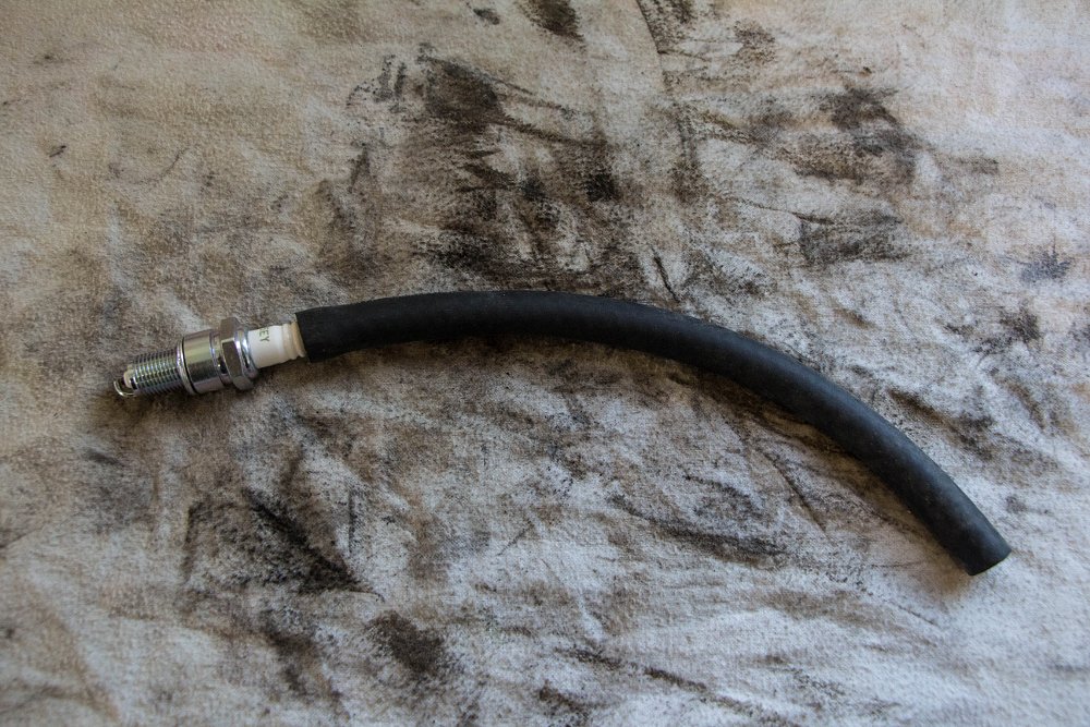 Plug installation tool