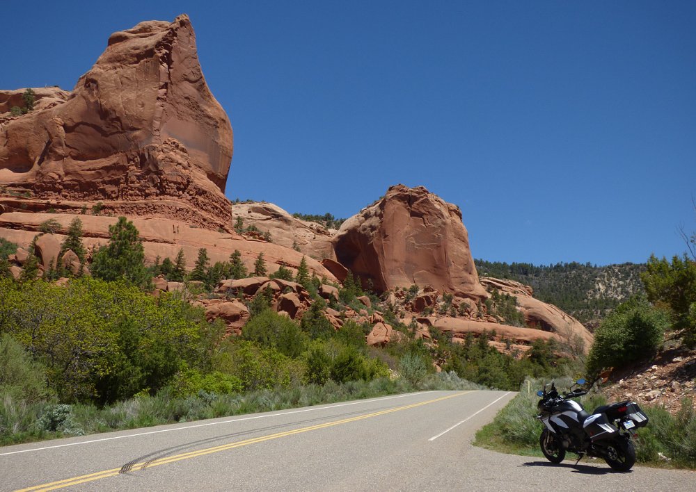 red rocks and back roads in Arizona