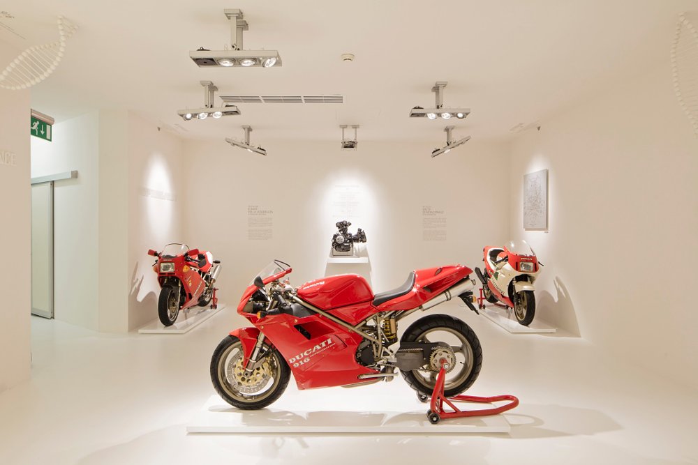 Ducati 916 in the Ducati Museum
