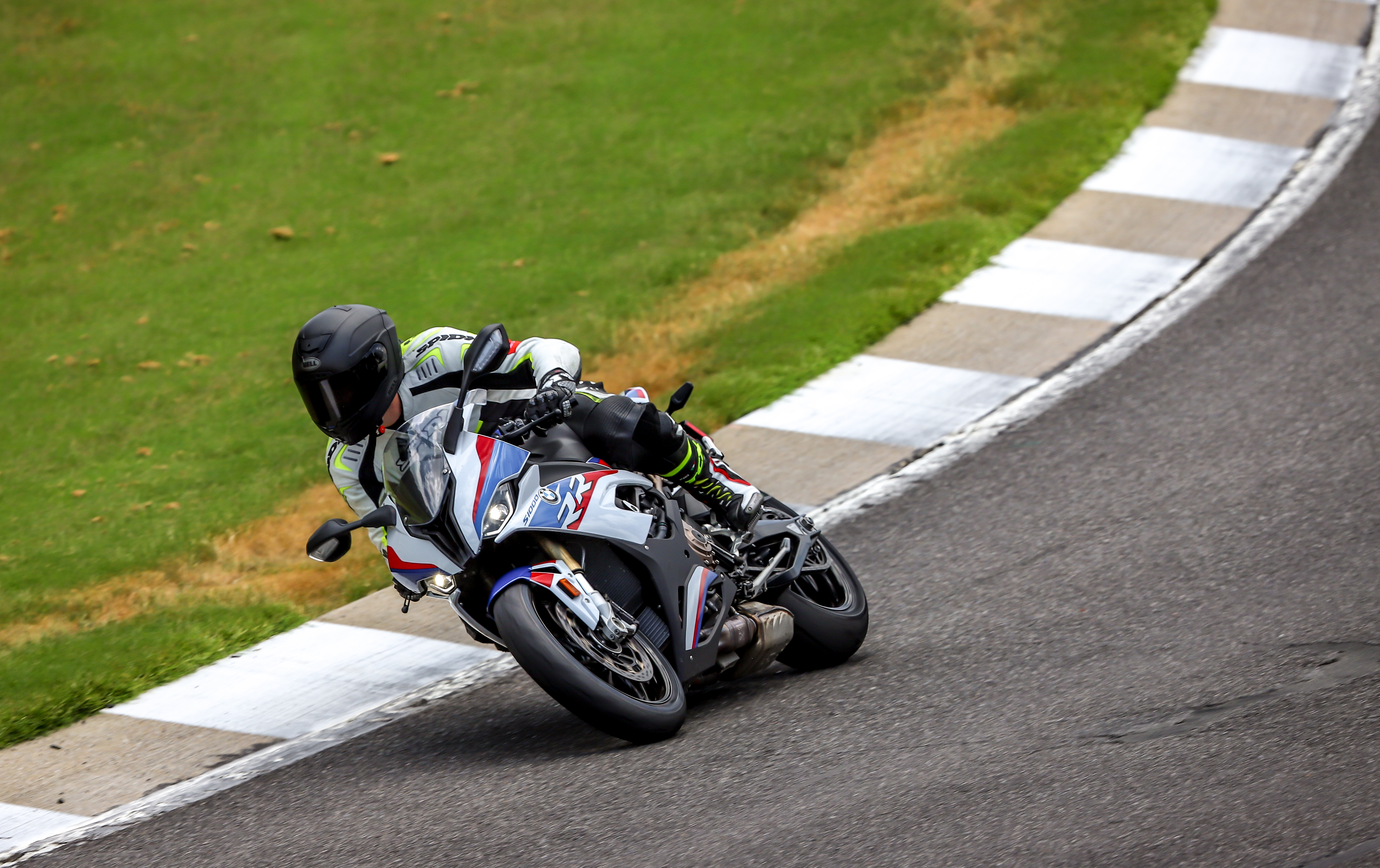 BMW S 1000 RR Review 