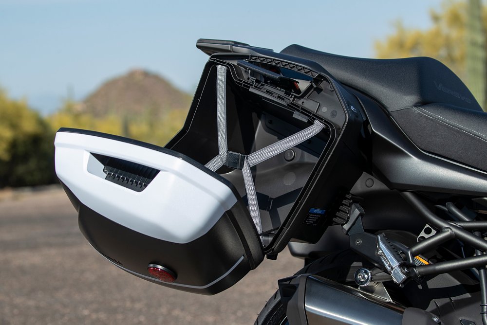 Kawasaki Versys 1000 panniers