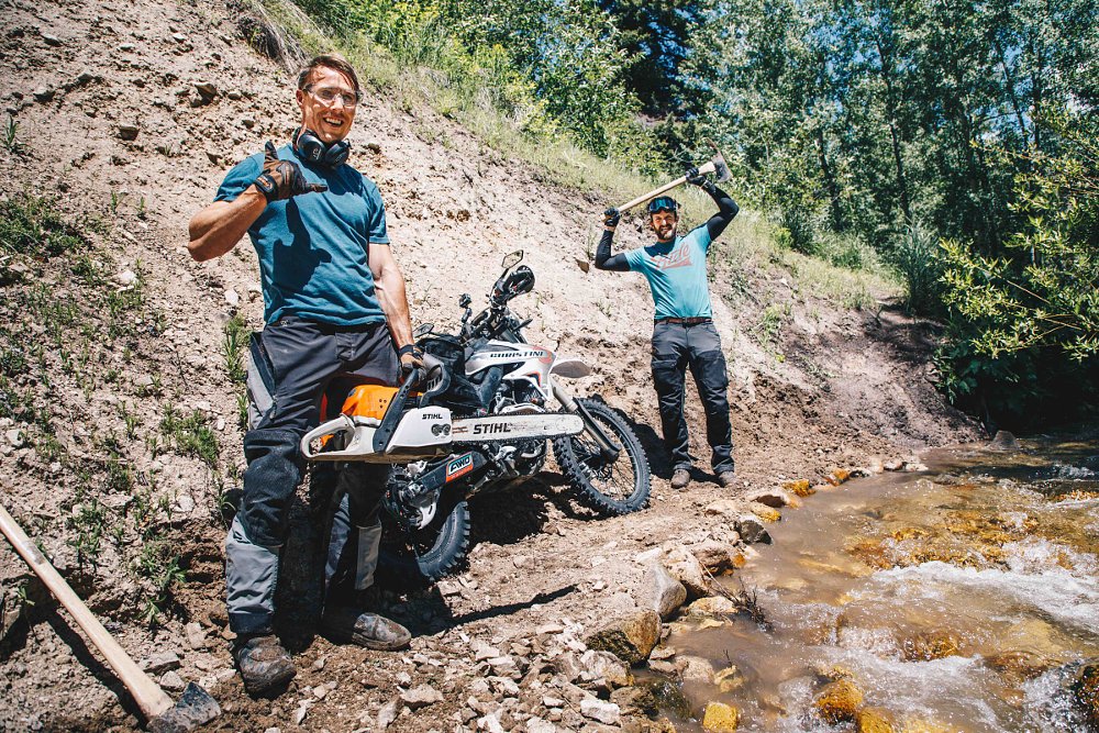 along the stream in the Sawtooth Mountains