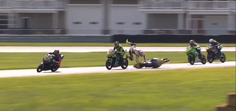 Kevin Olmedo crashes on last lap of Liqui Moly Junior Cup race