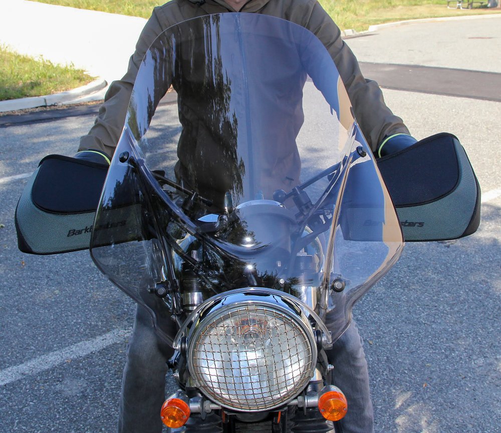 Motorcycle windscreen