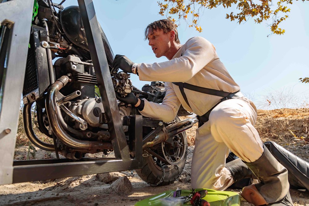 Ari works on the carbs