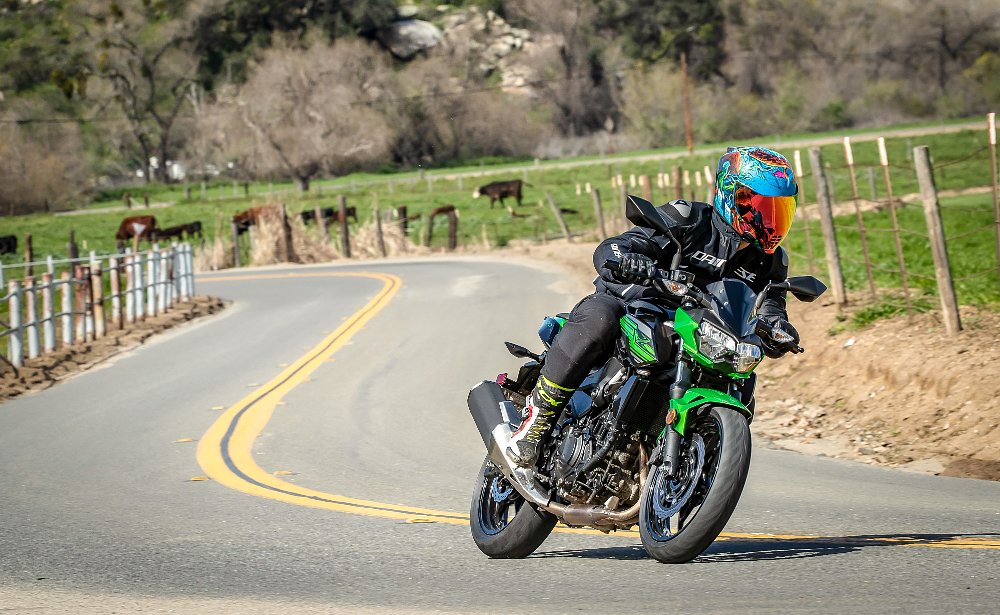 Spurgeon test riding the Kawasaki Z400