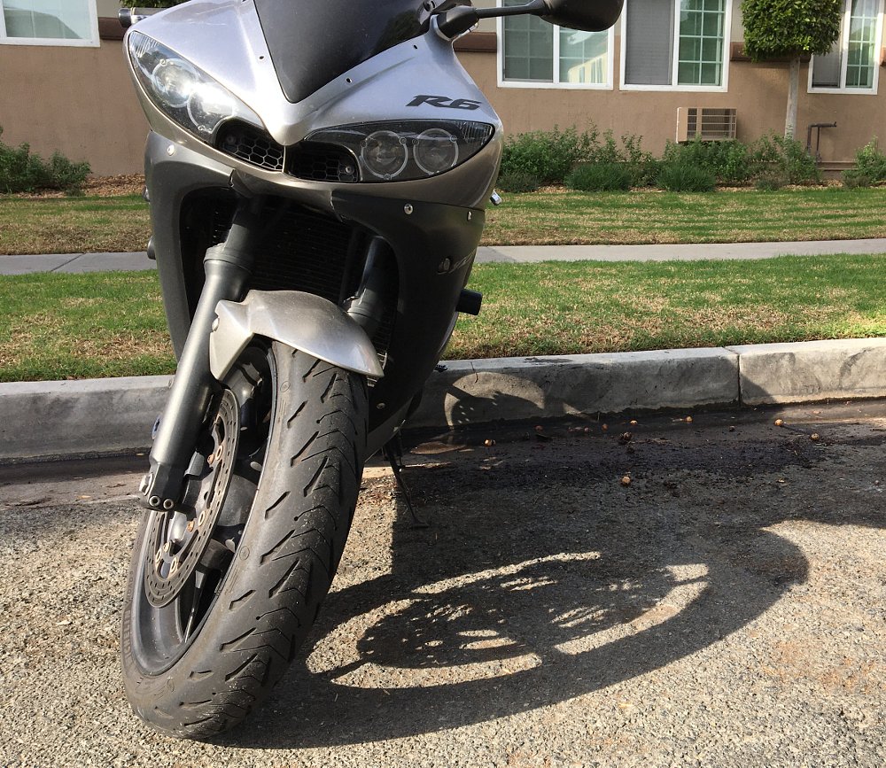Michelin Road 5 tires on a Yamaha YzF-R6