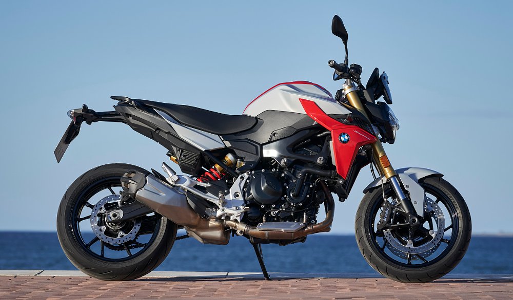 BMW F 900 R