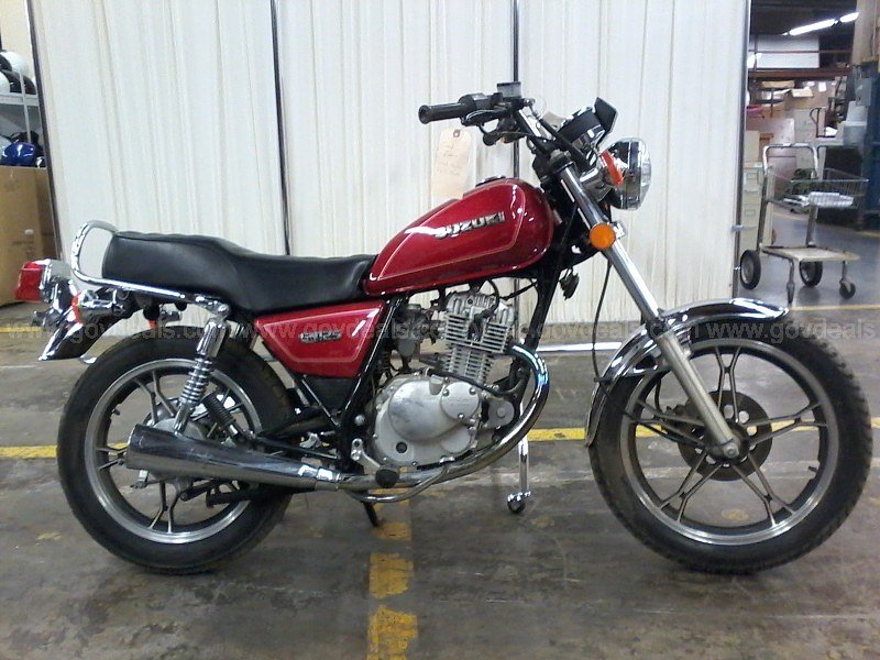 Suzuki GN125