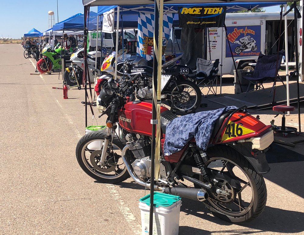 Suzuki in the pits
