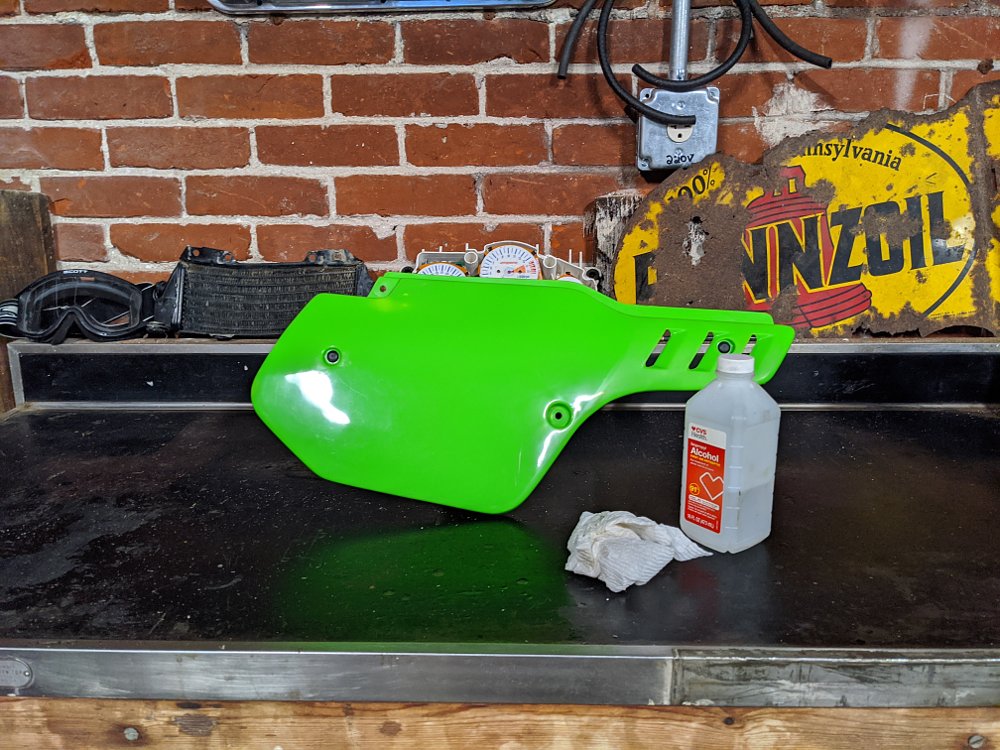 DIY motorcycle vinyl wrap