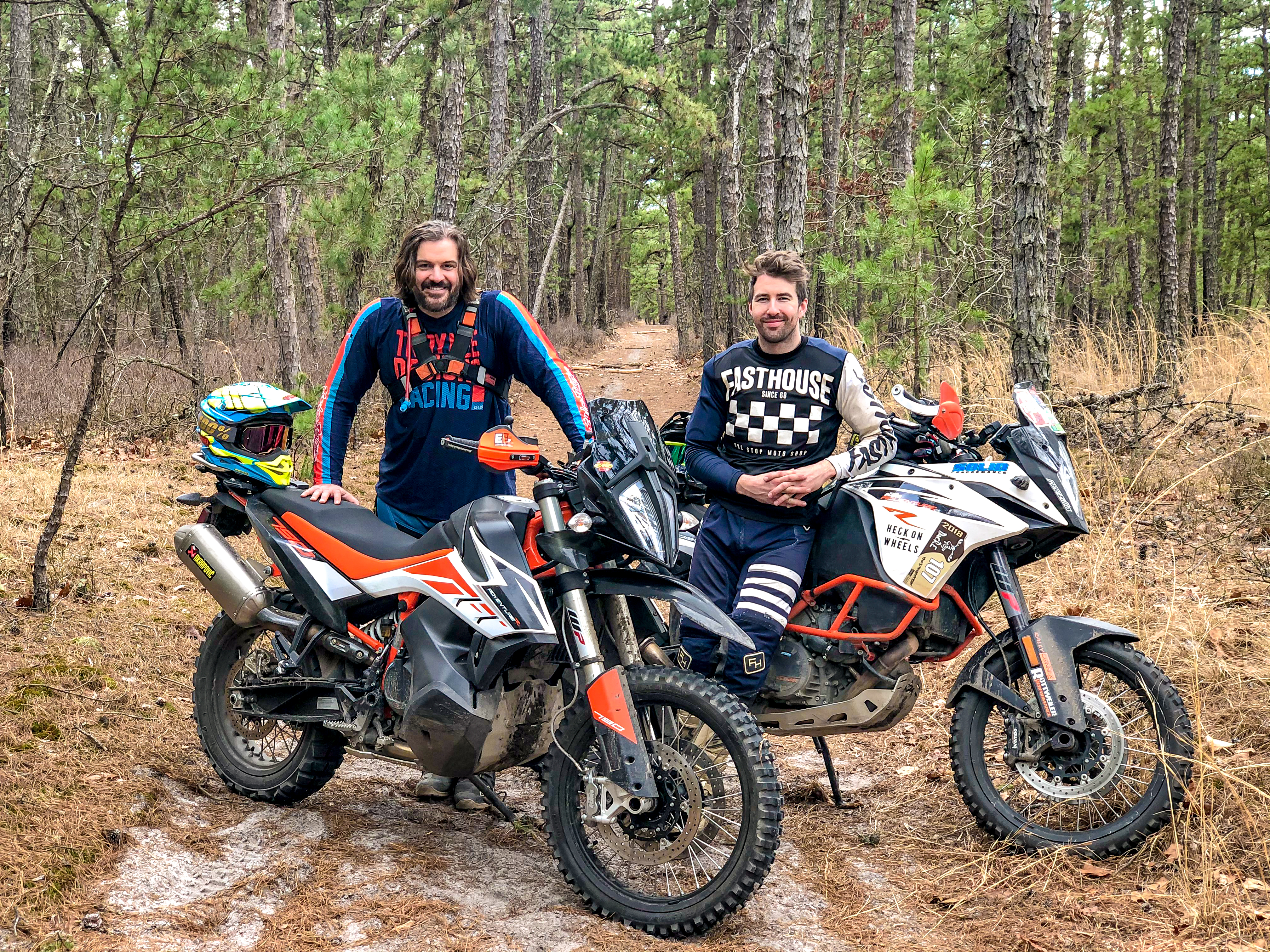 KTM 790 Adventure R VS KTM 1090 Adventure R