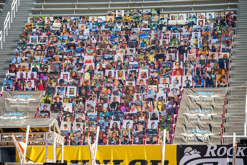 Supercross crowds