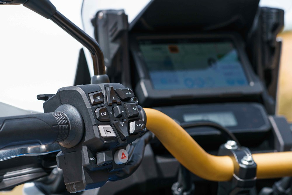 Honda Africa Twin buttons controls