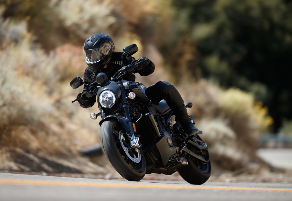 Harley-Davidson Bronx on the road