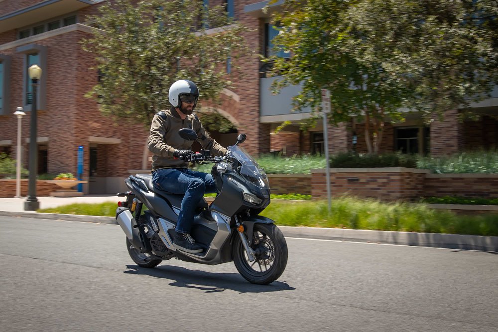 2021 Honda ADV150 riding through city