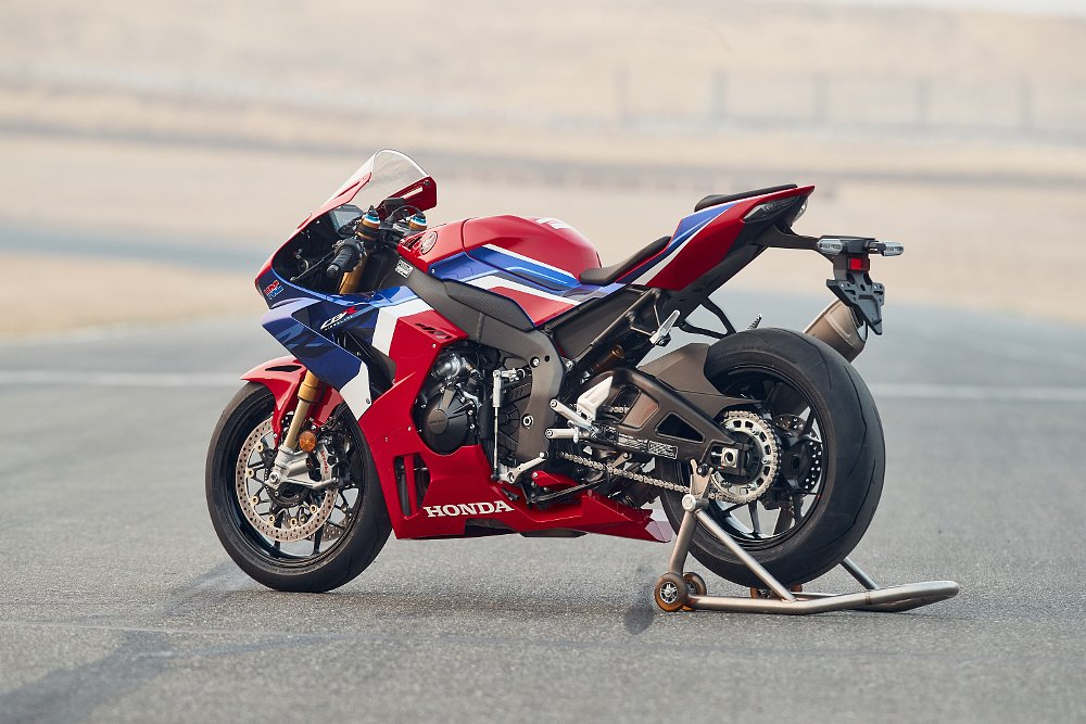 2021 Honda CBR1000RR-R left side