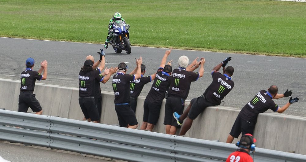 Attack Performance team celebrates a Beaubier win