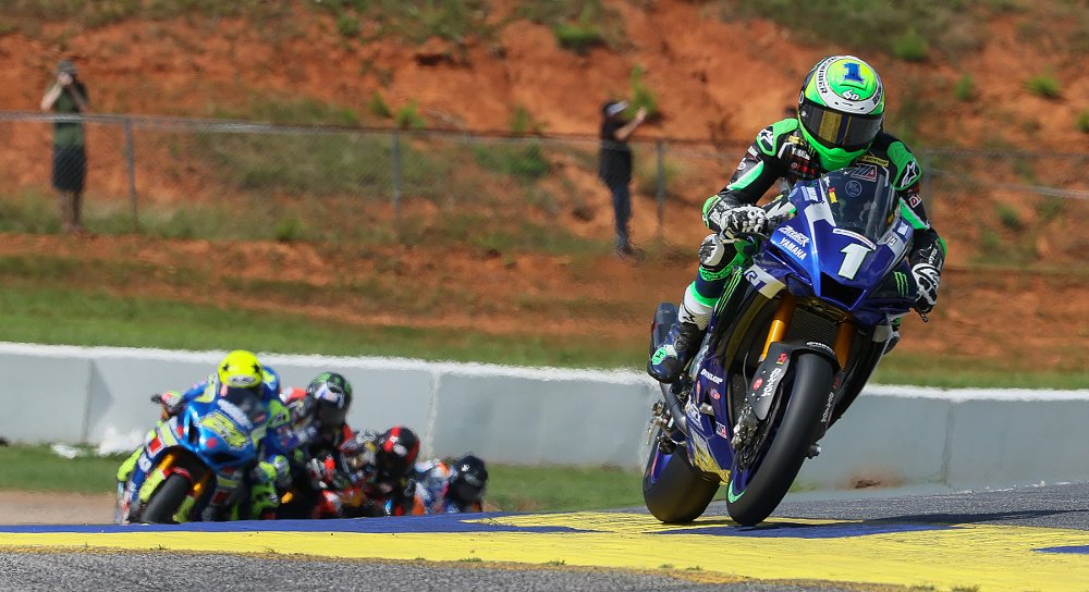 Beaubier leading the Superbike race at Road Atlanta