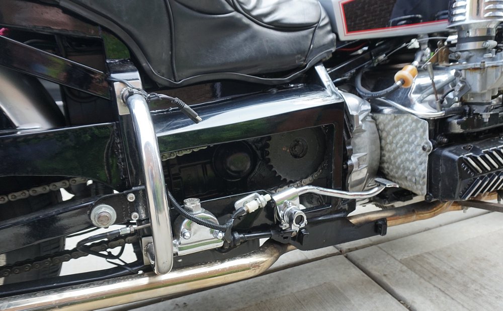 Gelbke Auto Four headlights