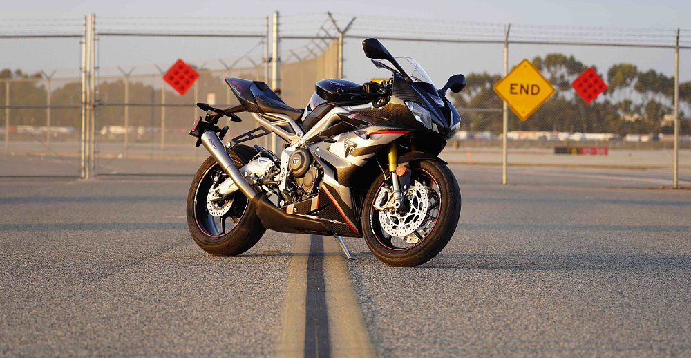 Triumph Daytona Moto2 765