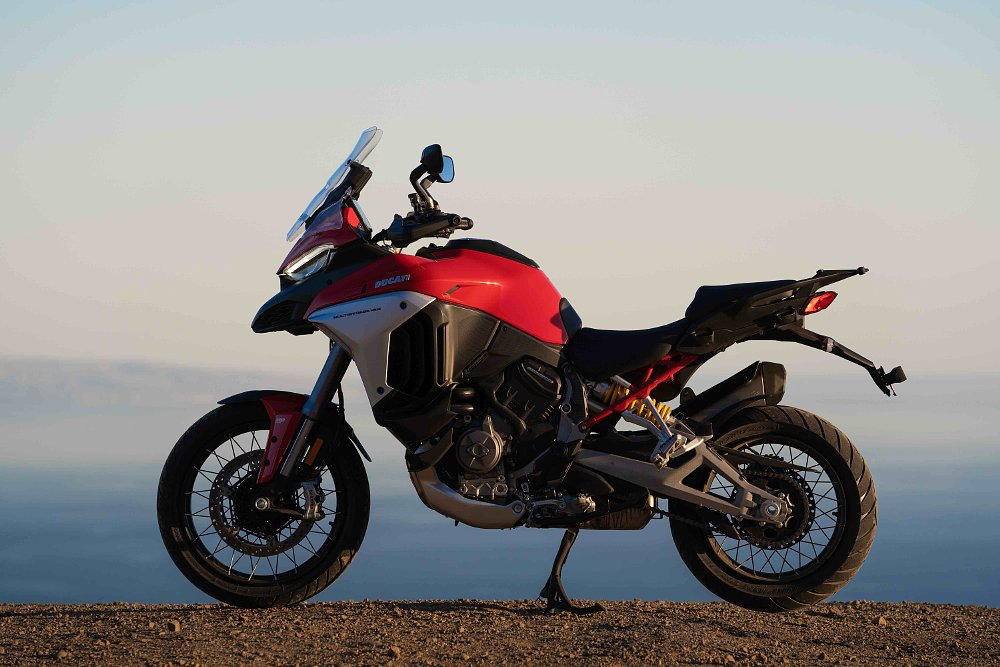 Ducati Multistrada V4 left side