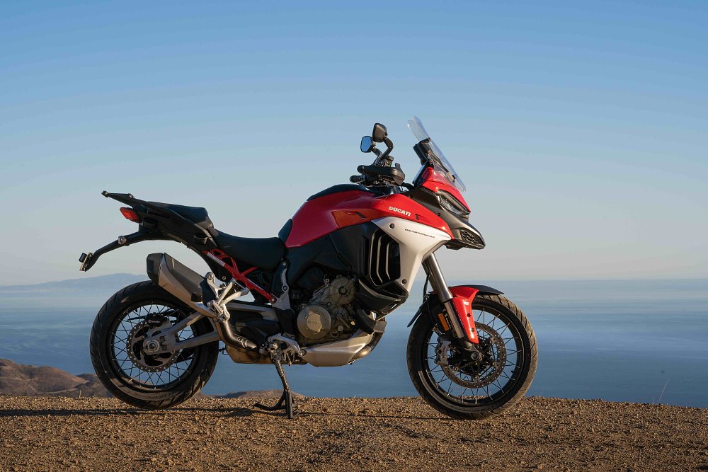 Ducati Multistrada V4 right side