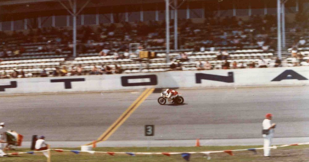 racing at Daytona International Speedway