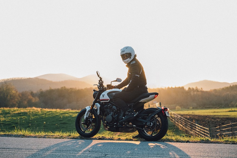 2021 Triumph Trident Review