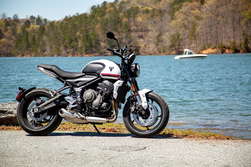 2021 Triumph Trident Review 