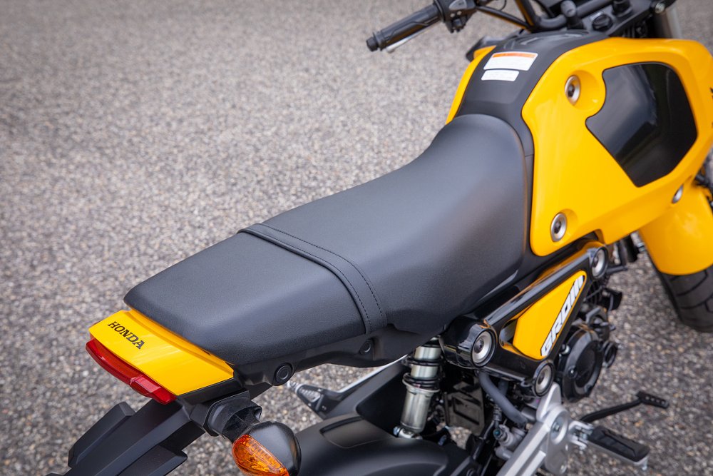 seat on the Honda Grom