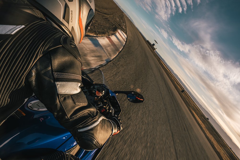 Sedici riding gear