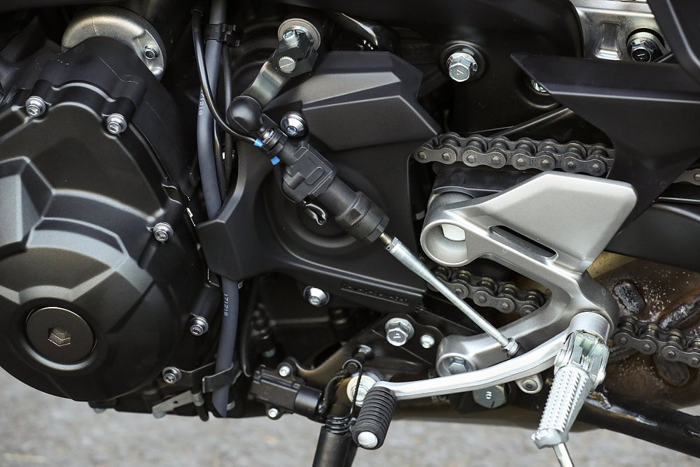 Motorcycle quickshifter