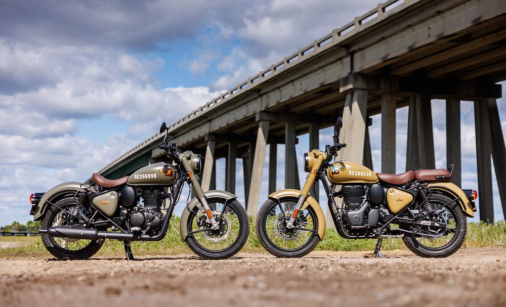 Classic 350 Signals models in military styling