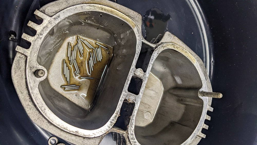 BMW R100/7 rocker bearings