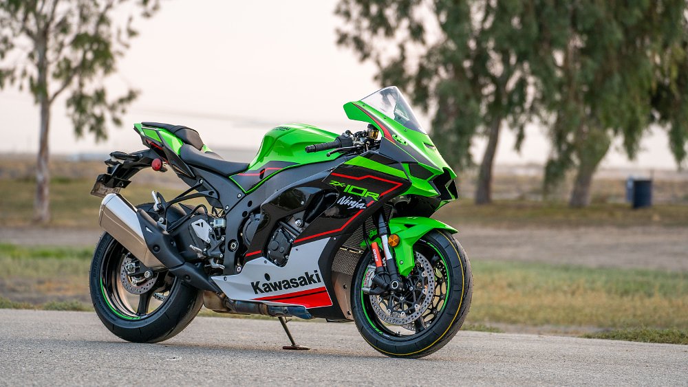 Kawasaki's ZX-10R at sunrise