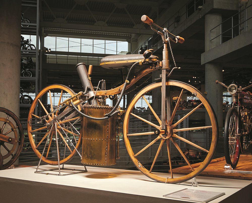 replica of a Roper steam-driven velocipede