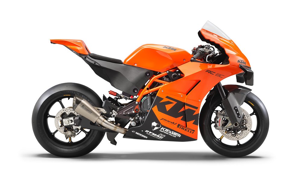KTM RC 8C studio photo
